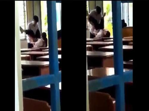 Pasangan pelajar bercinta saat istirahat
