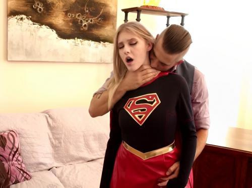 Supergirl cabul versi Eropa