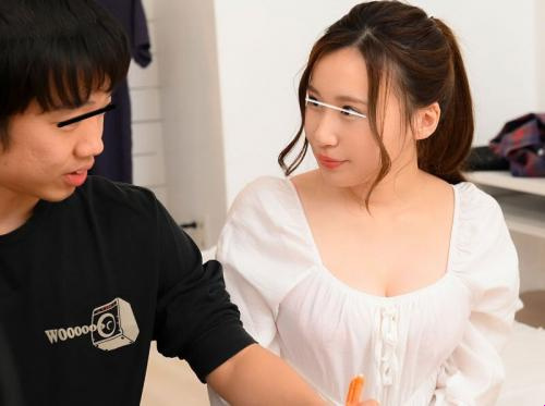 Kakak ipar berpayudara besar merayu kakak iparnya secara seksual