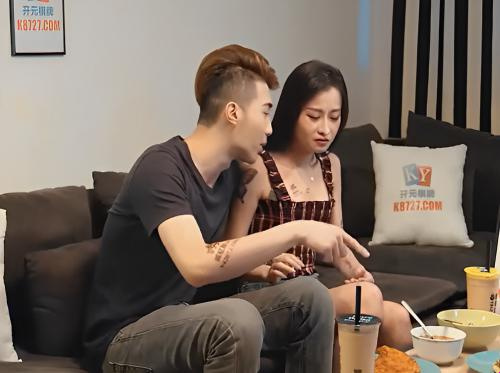 Pelacur itu diam-diam berhubungan seks dengan sopir suaminya